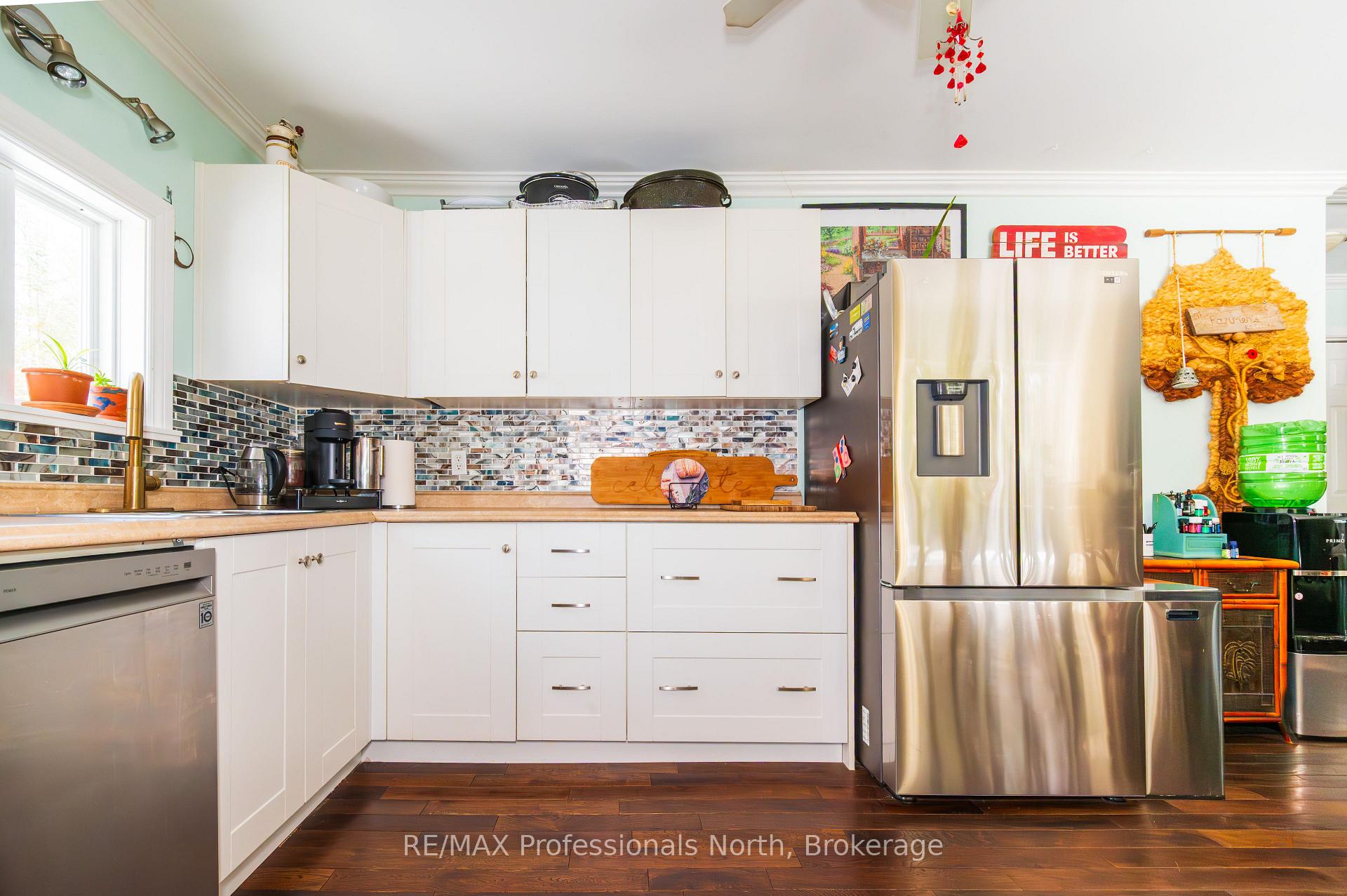 Photo 11 of 2148 Chetwynd Road, Armour — HOMEH