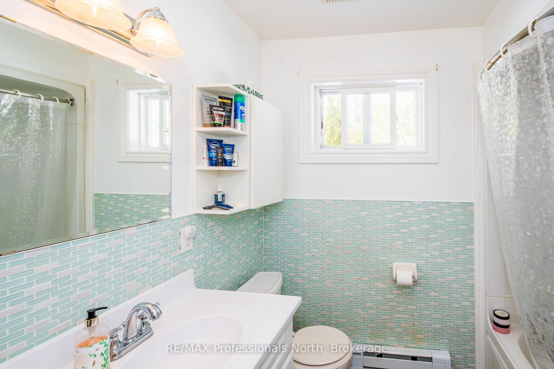 Photo 22 of 2148 Chetwynd Road, Armour — HOMEH