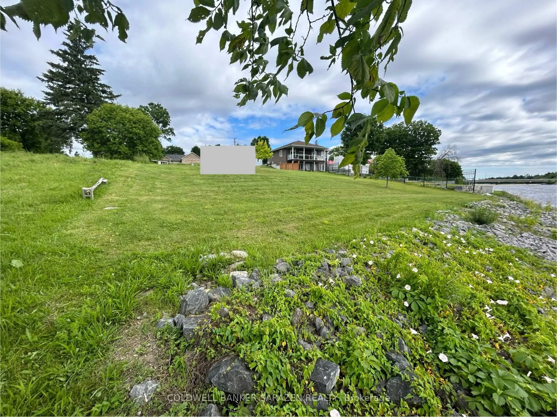 Photo 7 of 91 Claude Street, Arnprior — HOMEH