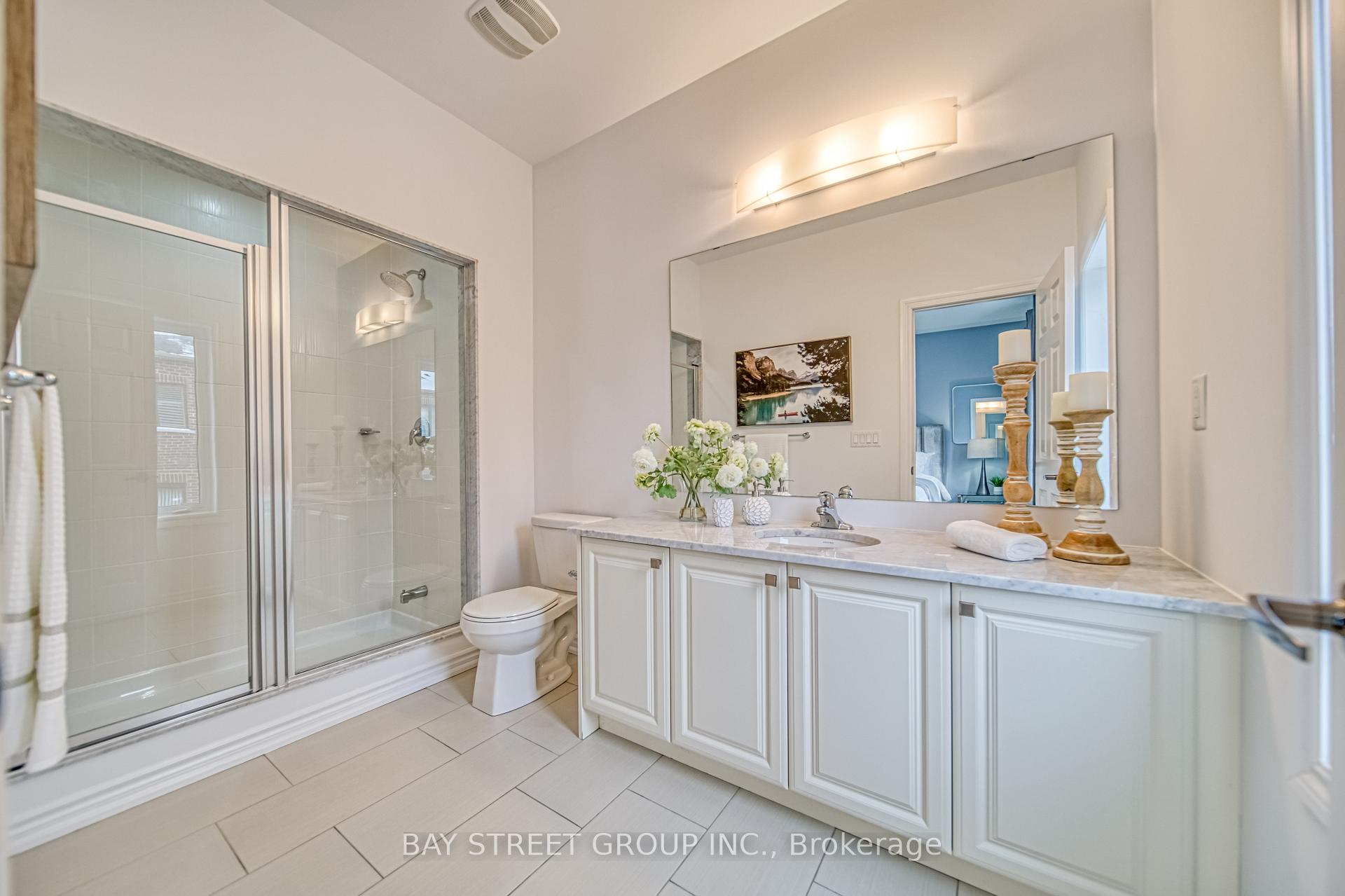 Photo 20 of 62 Mannar Drive, Markham, Victoria Square — HOMEH