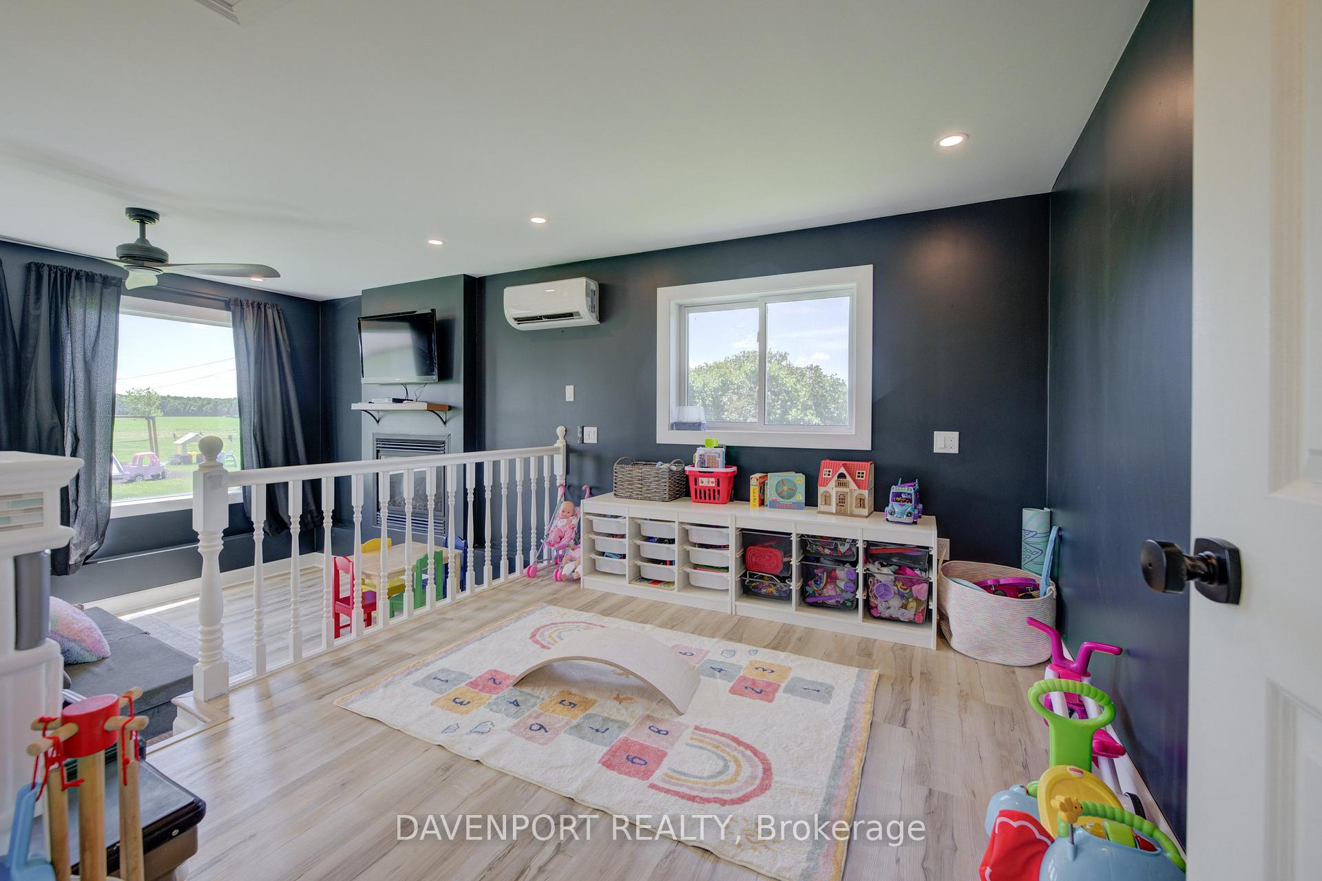 Photo 4 of 441812 Concession 8 Road, West Grey — HOMEH