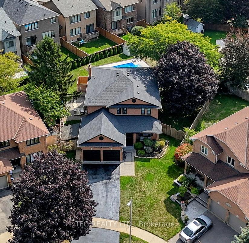 Front of 32 Falstaff Crescent