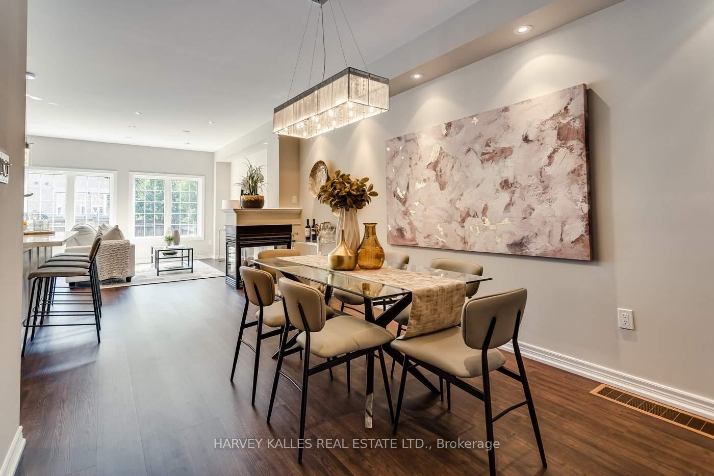 Photo 5 of 31 Lindvest Crescent, Vaughan, Patterson — HOMEH