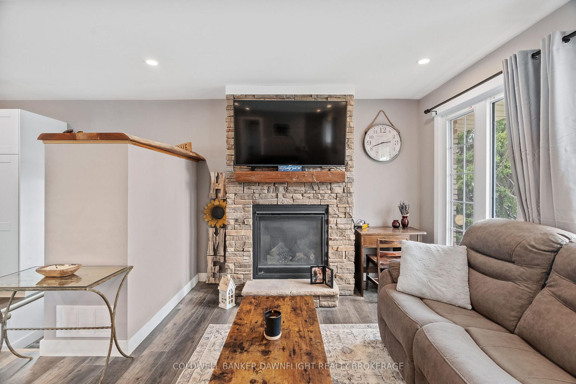 Photo 7 of 3189 Perth Road 180, West Perth, Hibbert — HOMEH