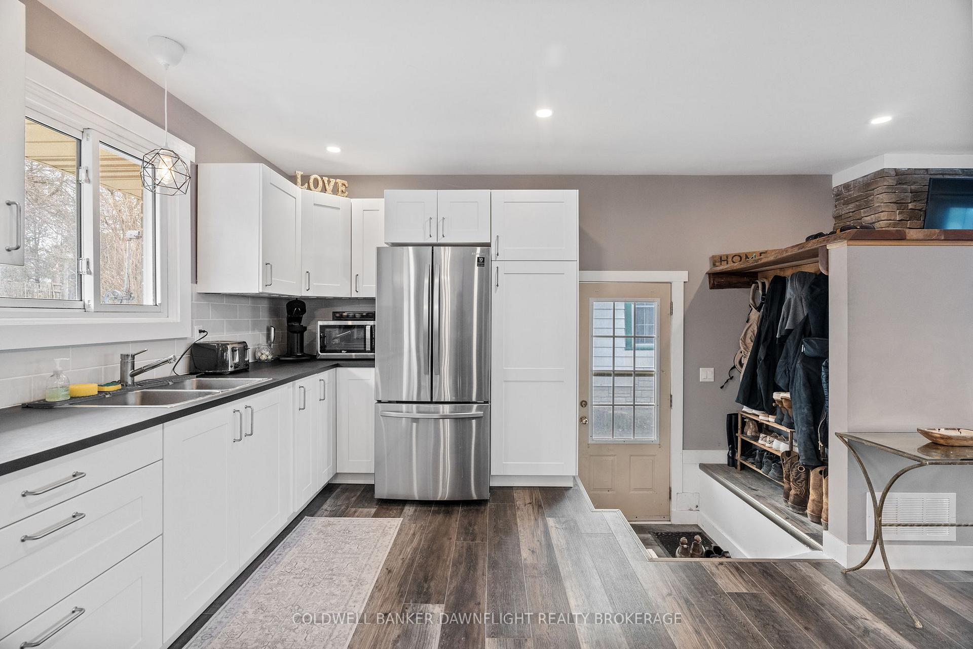 Photo 9 of 3189 Perth Road 180, West Perth, Hibbert — HOMEH