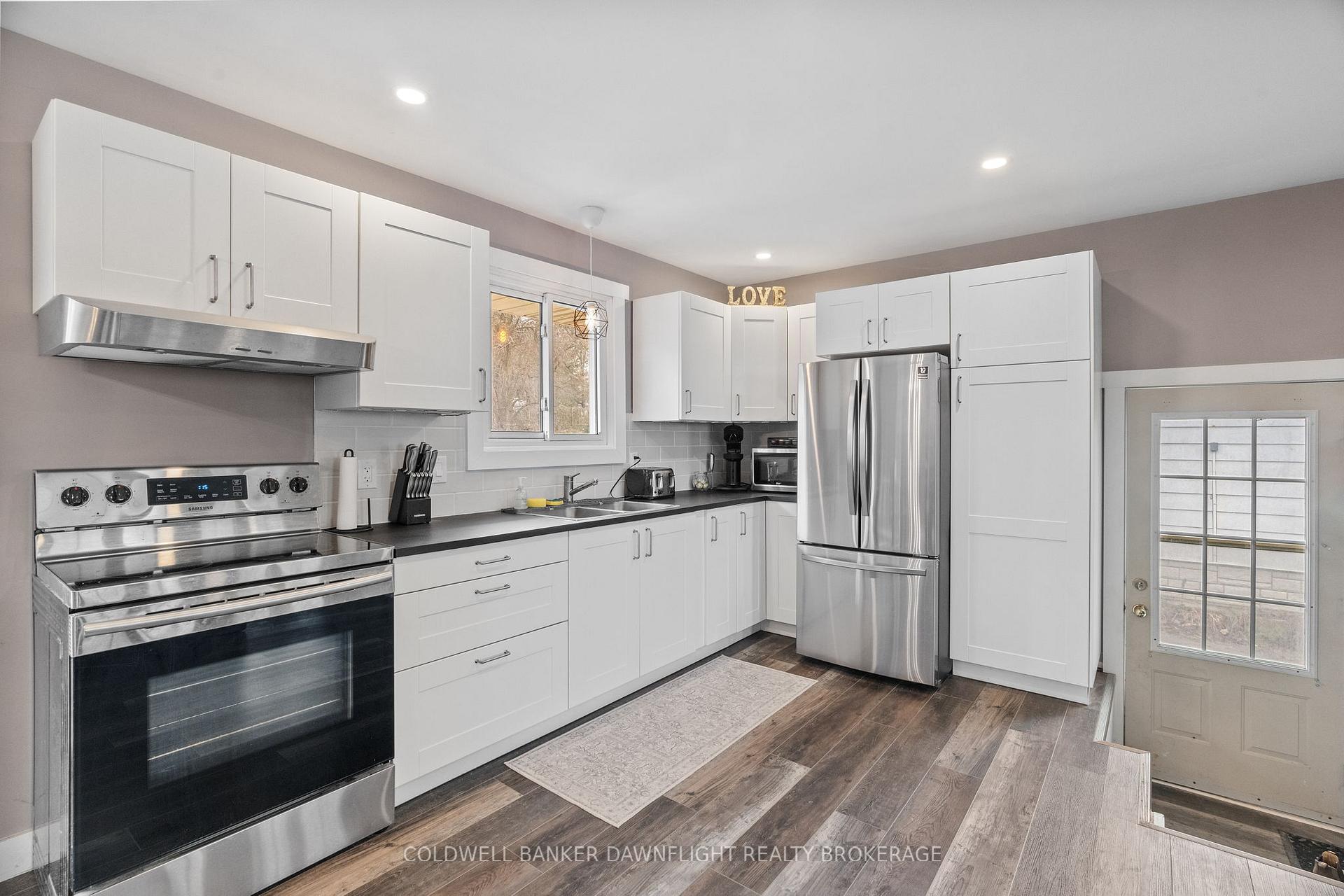 Photo 10 of 3189 Perth Road 180, West Perth, Hibbert — HOMEH