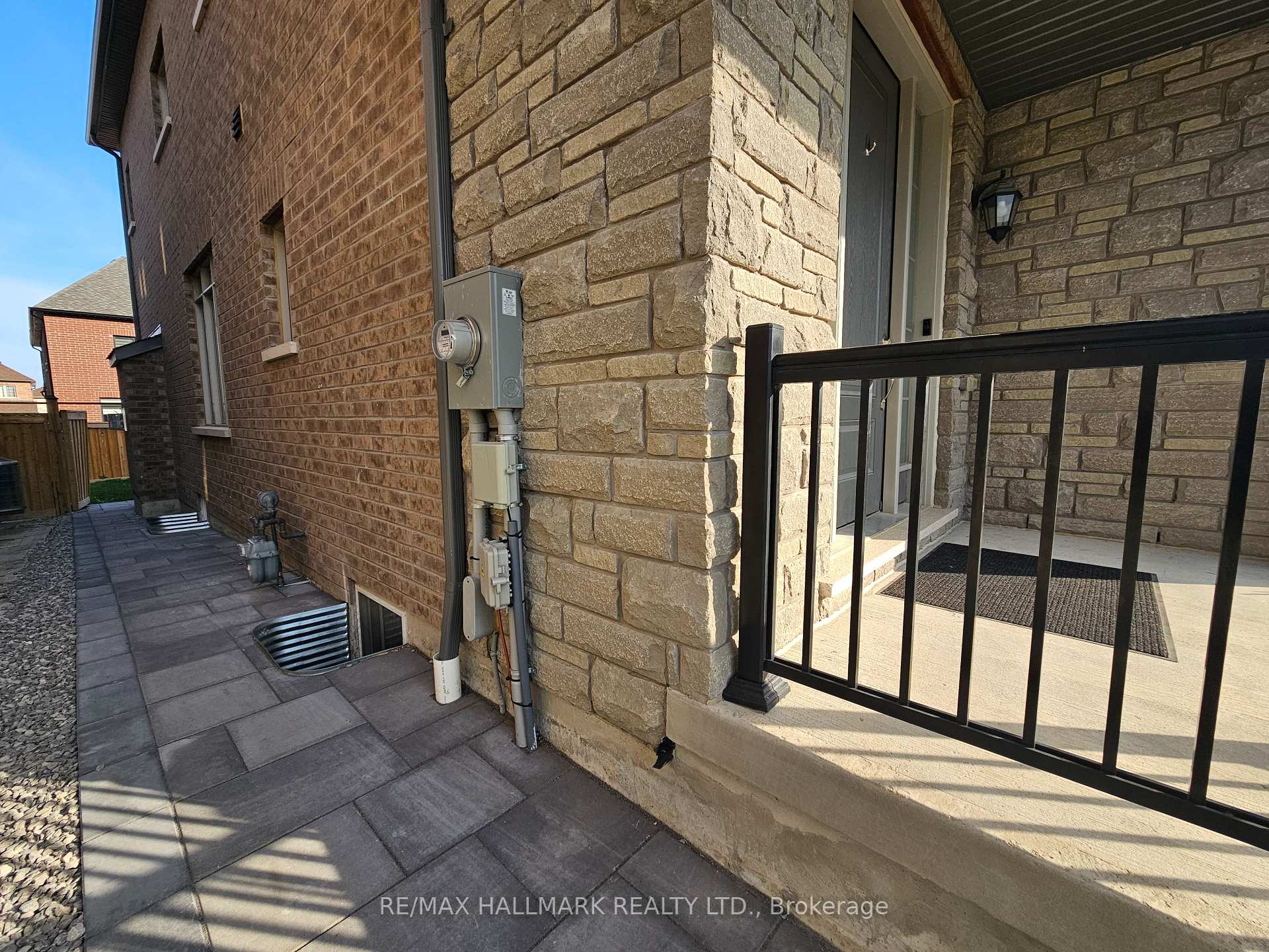 Photo 2 of Unit Lower, 35 Beasley Street, Whitby, Rural Whitby — HOMEH