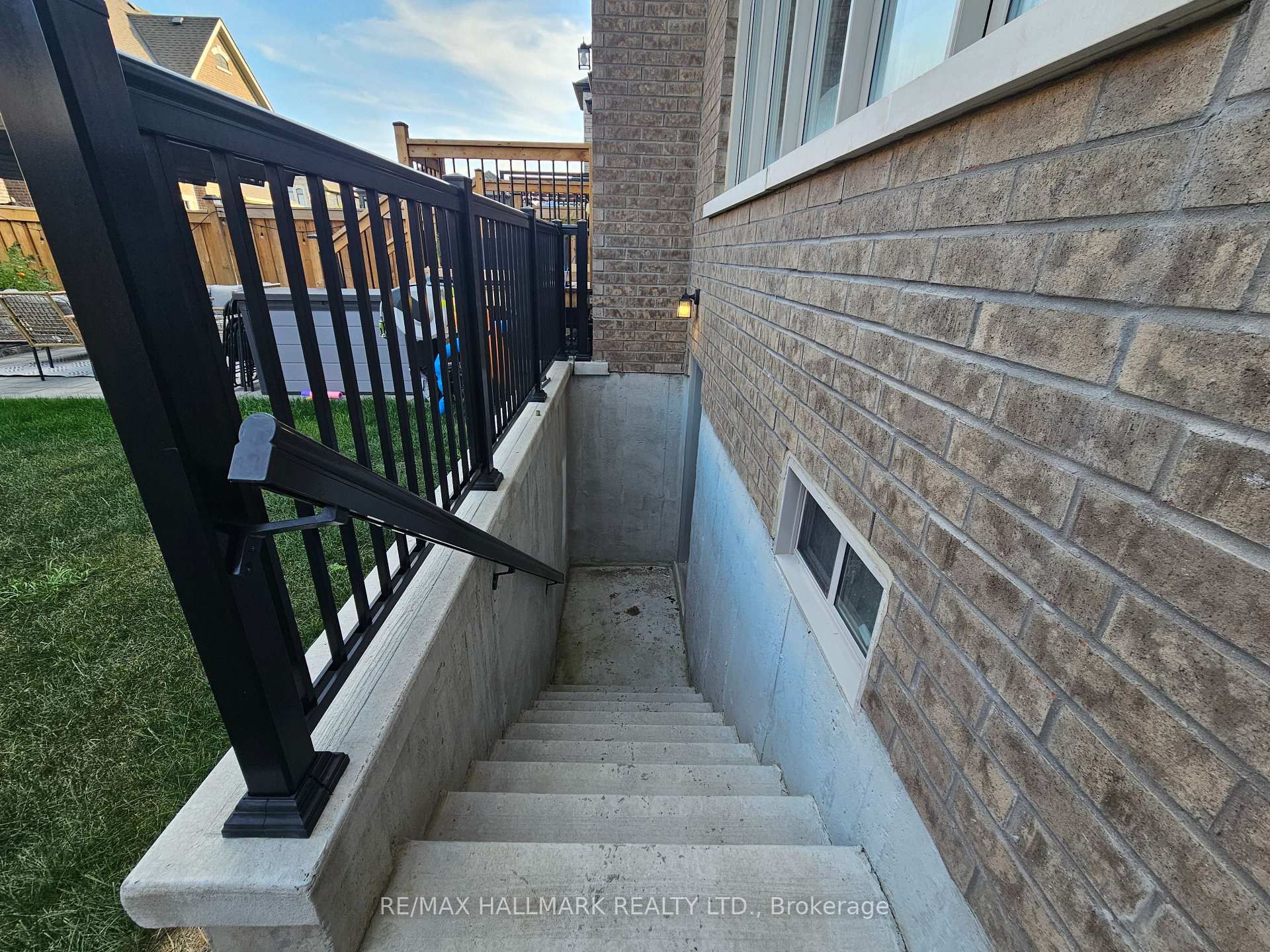 Photo 5 of Unit Lower, 35 Beasley Street, Whitby, Rural Whitby — HOMEH
