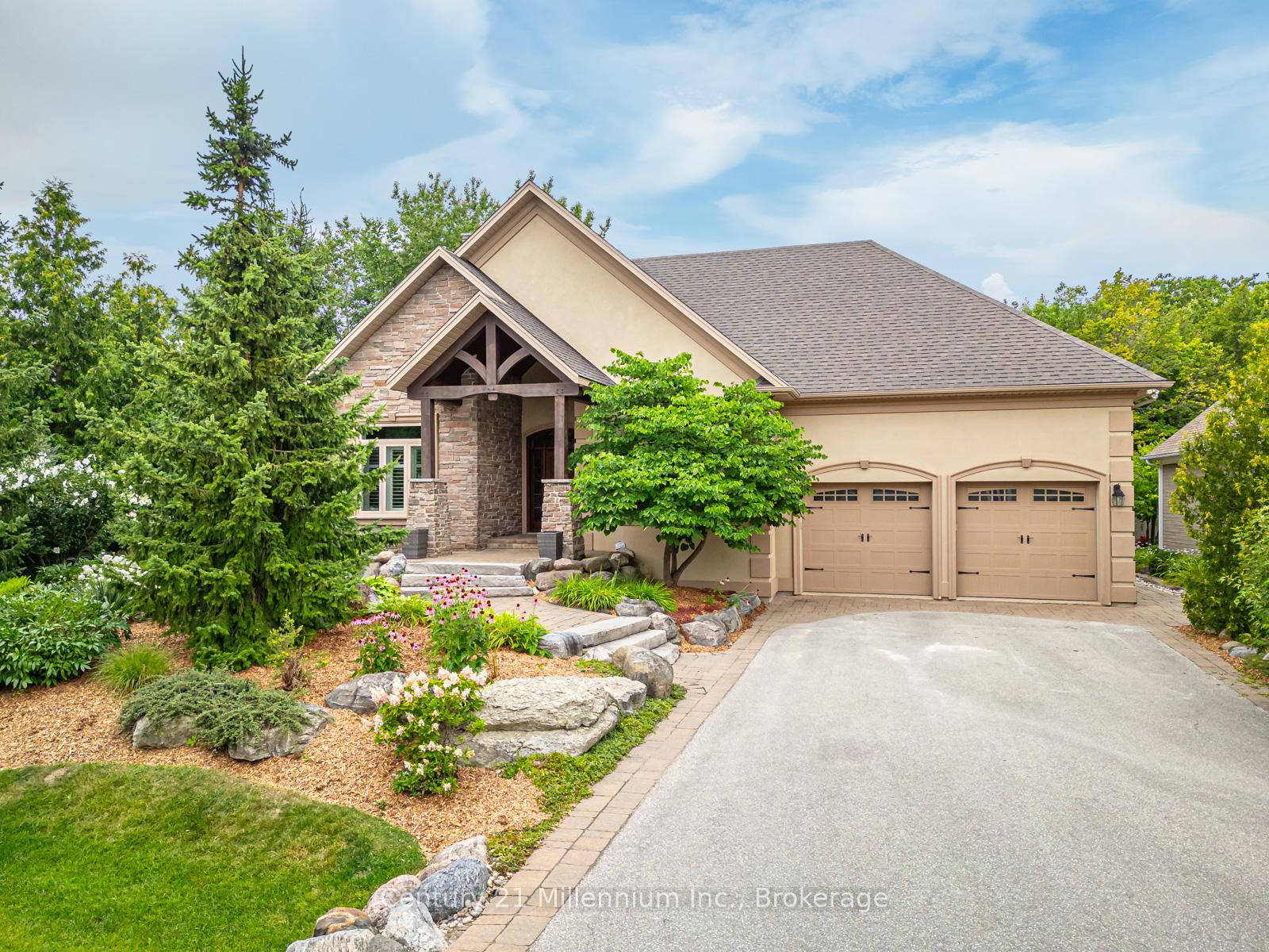 Photo 1 of 112 Cortina Crescent, Blue Mountains — HOMEH