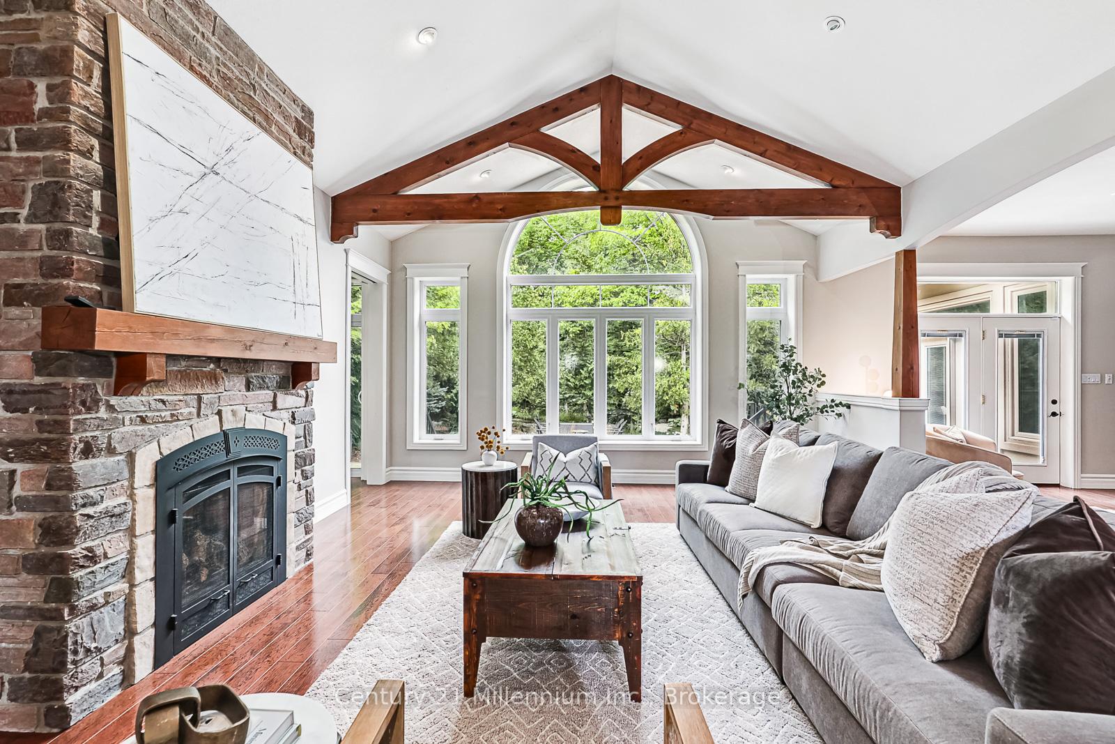 Photo 3 of 112 Cortina Crescent, Blue Mountains — HOMEH