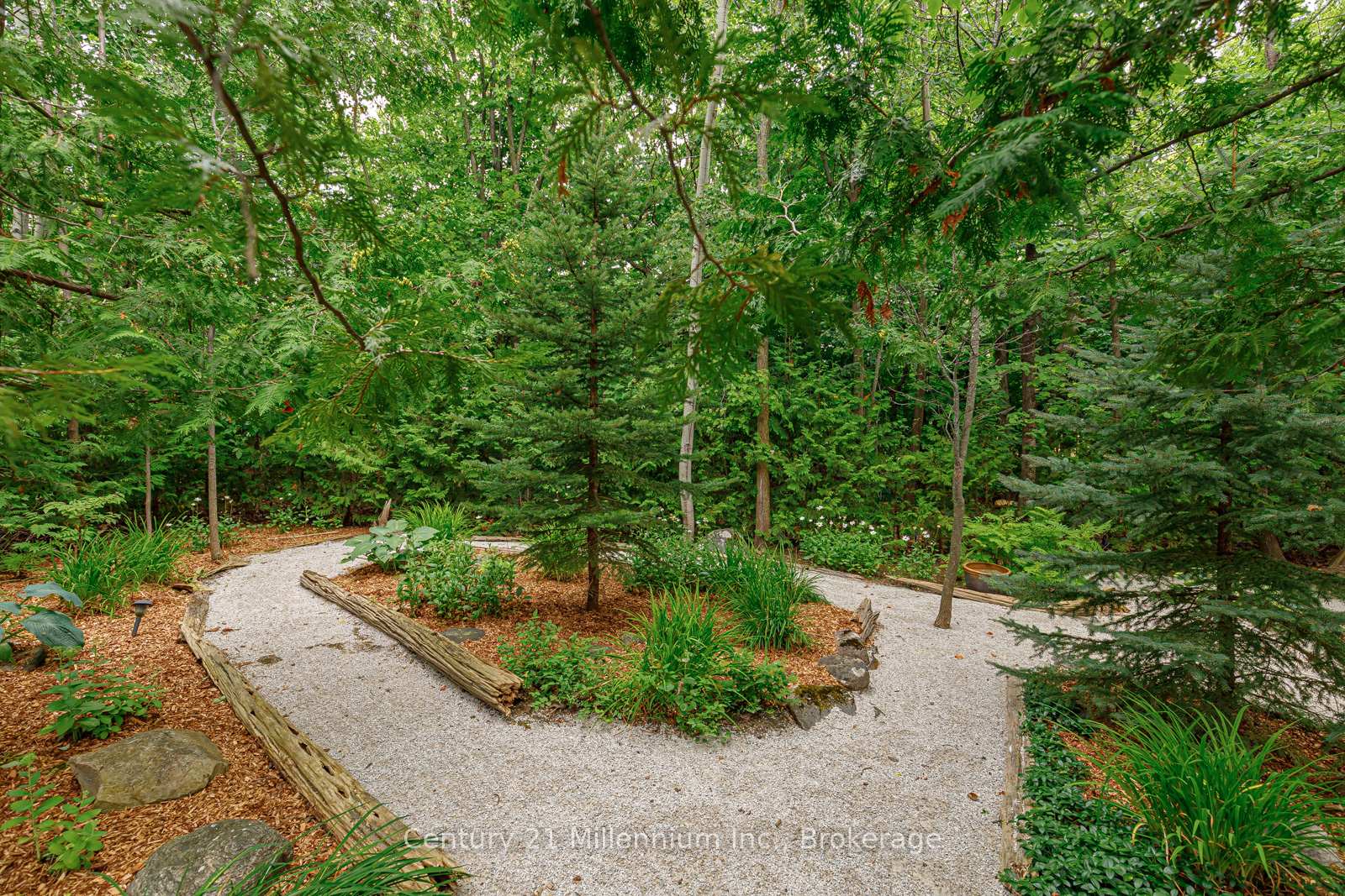 Photo 39 of 112 Cortina Crescent, Blue Mountains — HOMEH