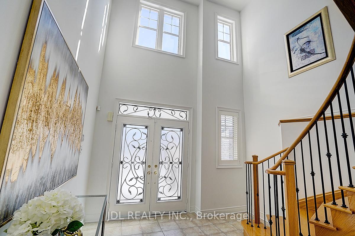 Photo 5 of 92 Princess Diana Drive, Markham, Cathedraltown — HOMEH