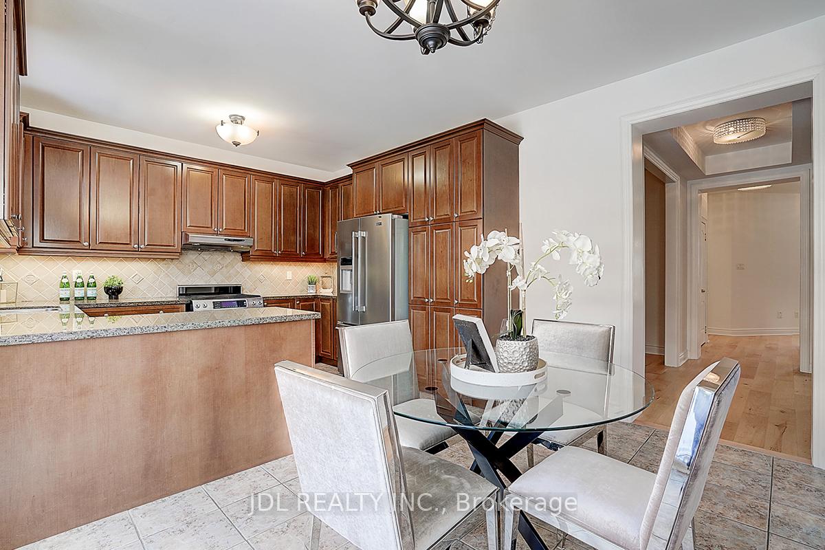 Photo 16 of 92 Princess Diana Drive, Markham, Cathedraltown — HOMEH