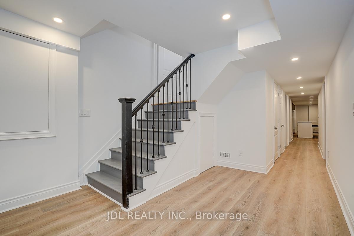Photo 38 of 92 Princess Diana Drive, Markham, Cathedraltown — HOMEH