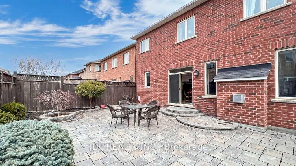 Photo 45 of 92 Princess Diana Drive, Markham, Cathedraltown — HOMEH