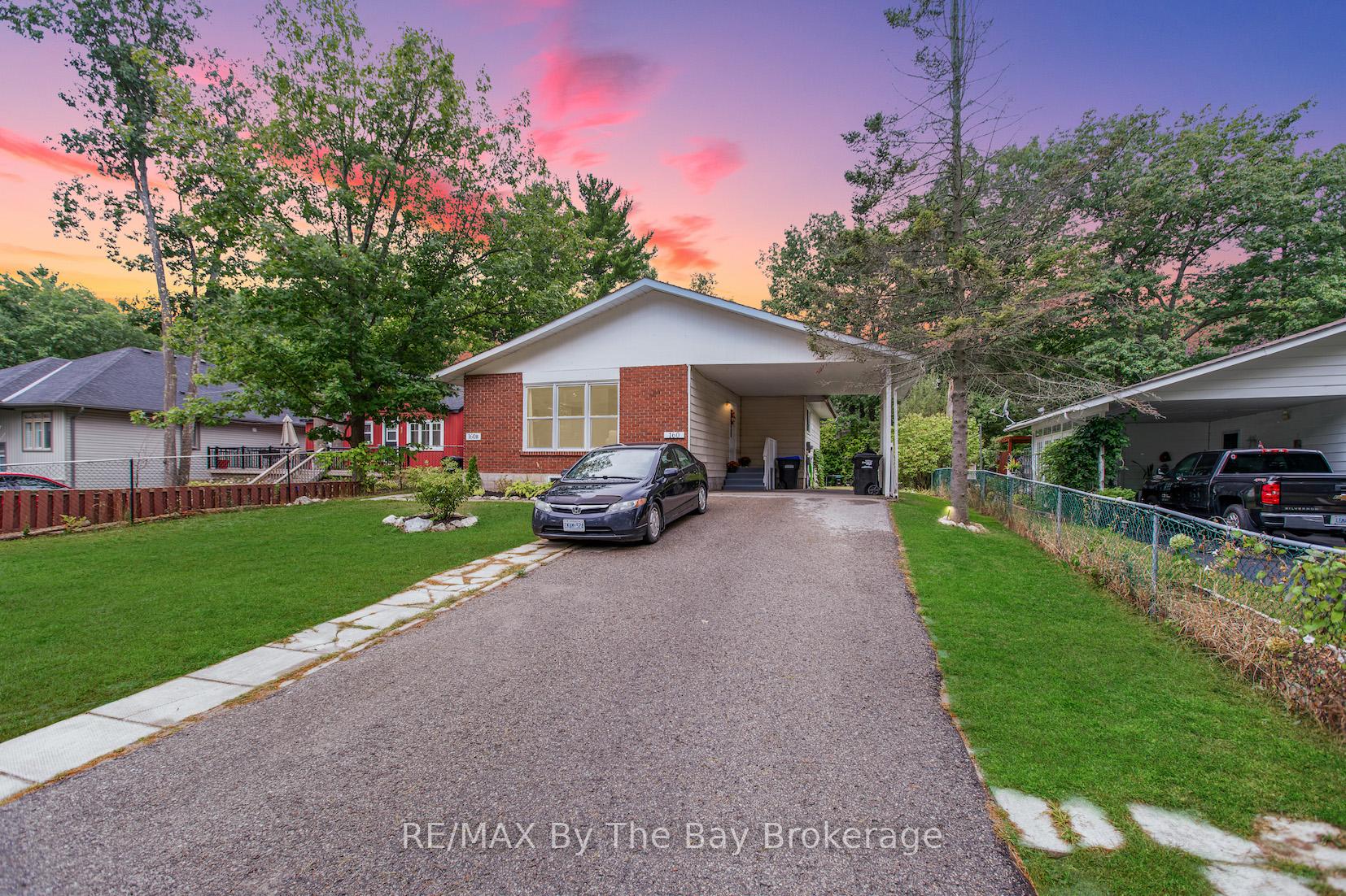 Photo 9 of 160 Melrose Avenue, Wasaga Beach — HOMEH