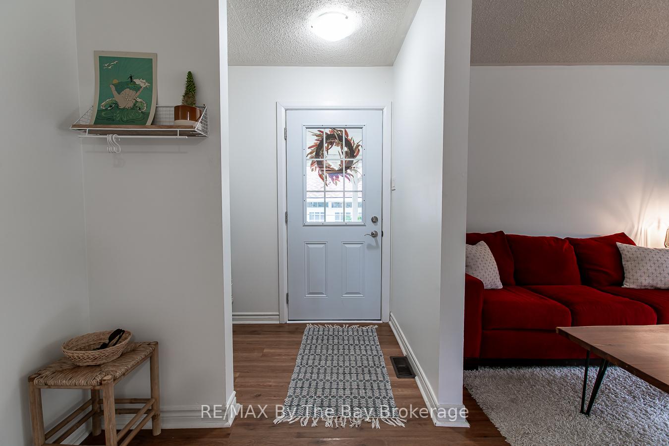 Photo 11 of 160 Melrose Avenue, Wasaga Beach — HOMEH