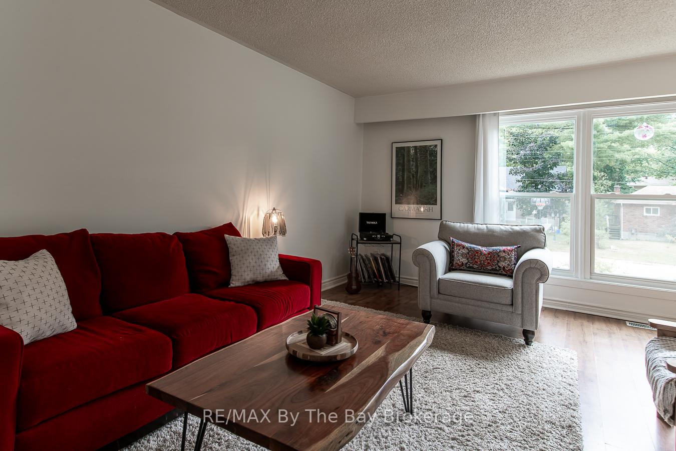 Photo 15 of 160 Melrose Avenue, Wasaga Beach — HOMEH