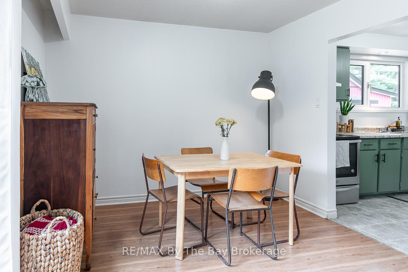 Photo 17 of 160 Melrose Avenue, Wasaga Beach — HOMEH