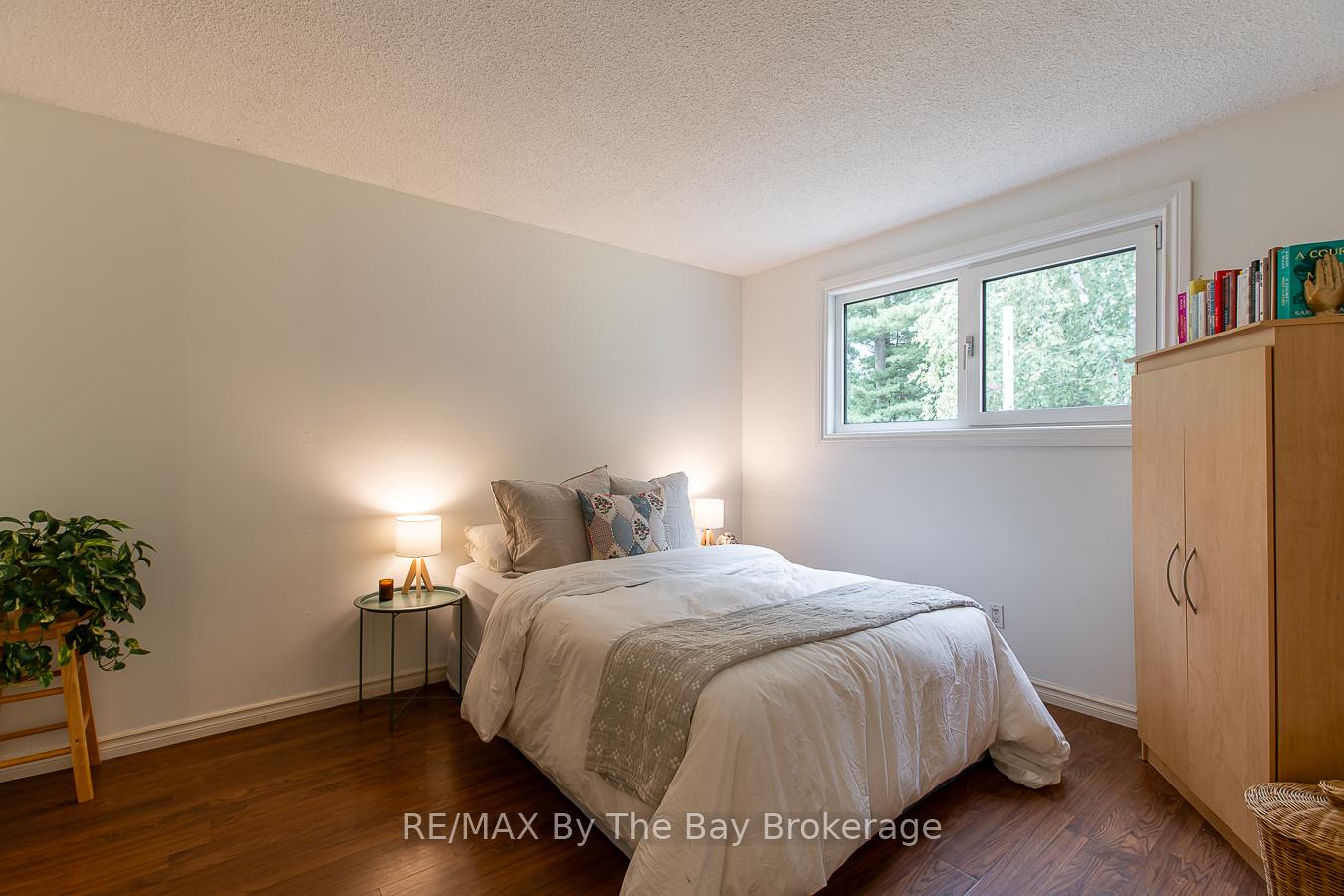 Photo 25 of 160 Melrose Avenue, Wasaga Beach — HOMEH