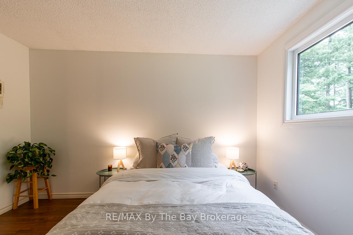 Photo 26 of 160 Melrose Avenue, Wasaga Beach — HOMEH