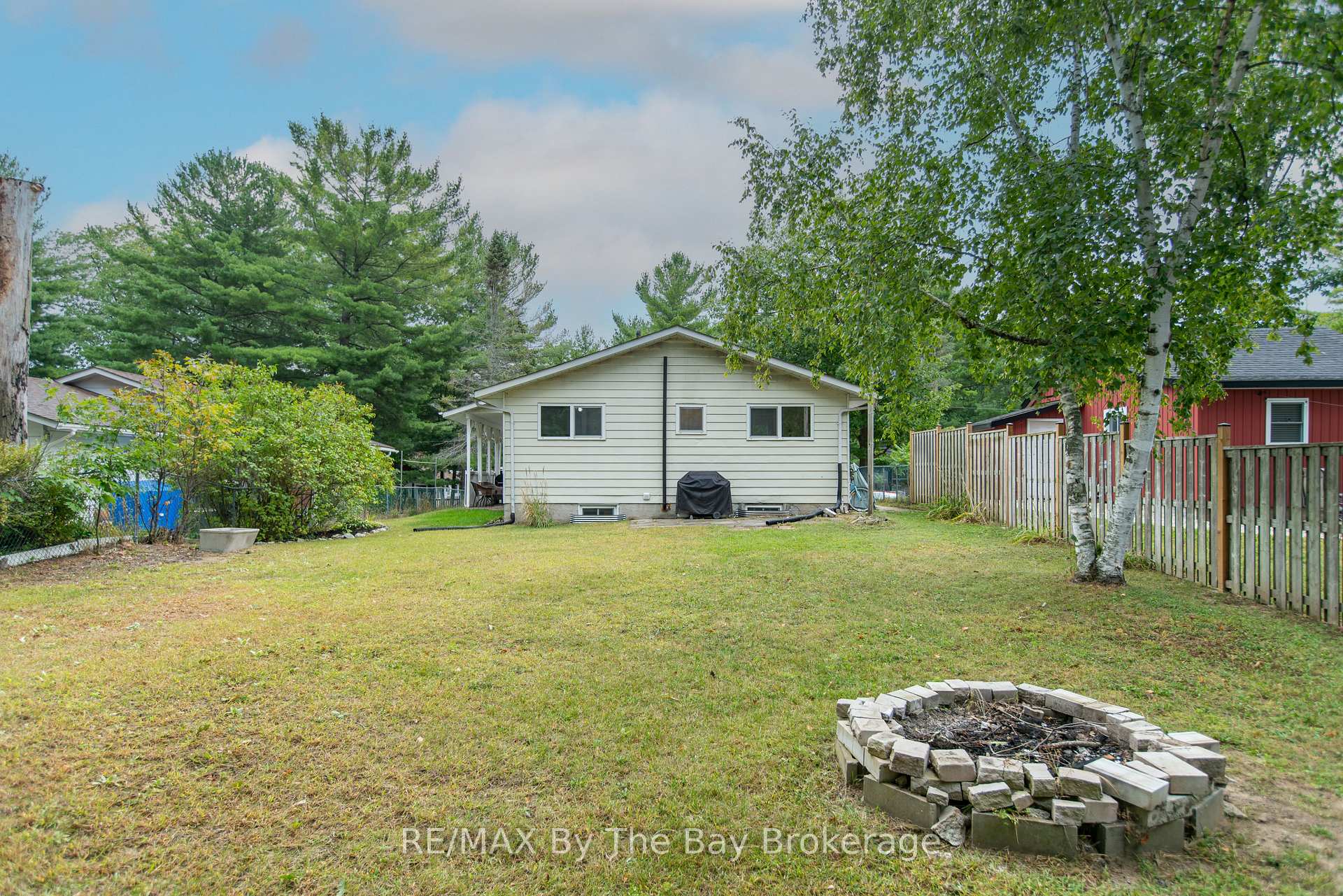 Photo 31 of 160 Melrose Avenue, Wasaga Beach — HOMEH