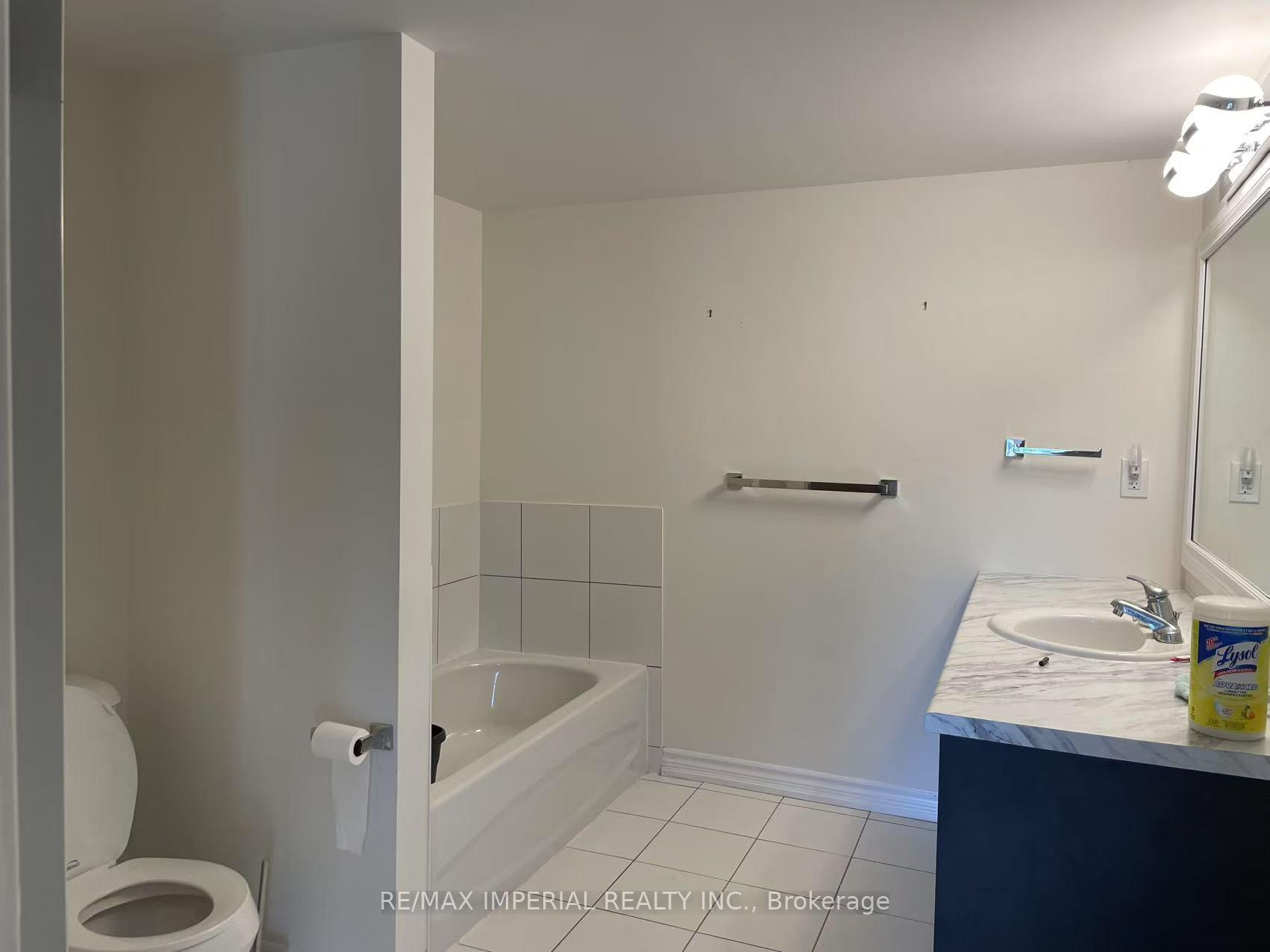 Photo 10 of Unit Bedroom One, 181 Parktree Drive, Vaughan, Maple — HOMEH