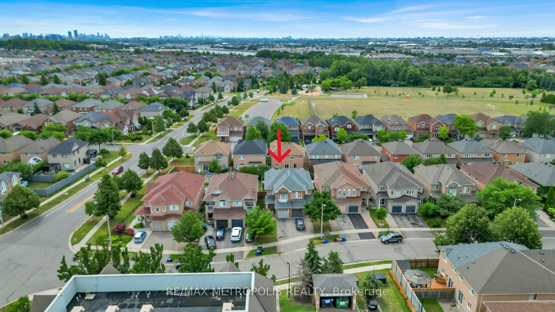 Photo 14 of 15 Royal Appian Crescent, Vaughan, Patterson — HOMEH