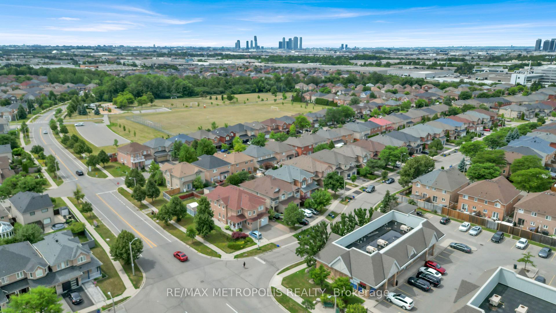 Photo 25 of 15 Royal Appian Crescent, Vaughan, Patterson — HOMEH