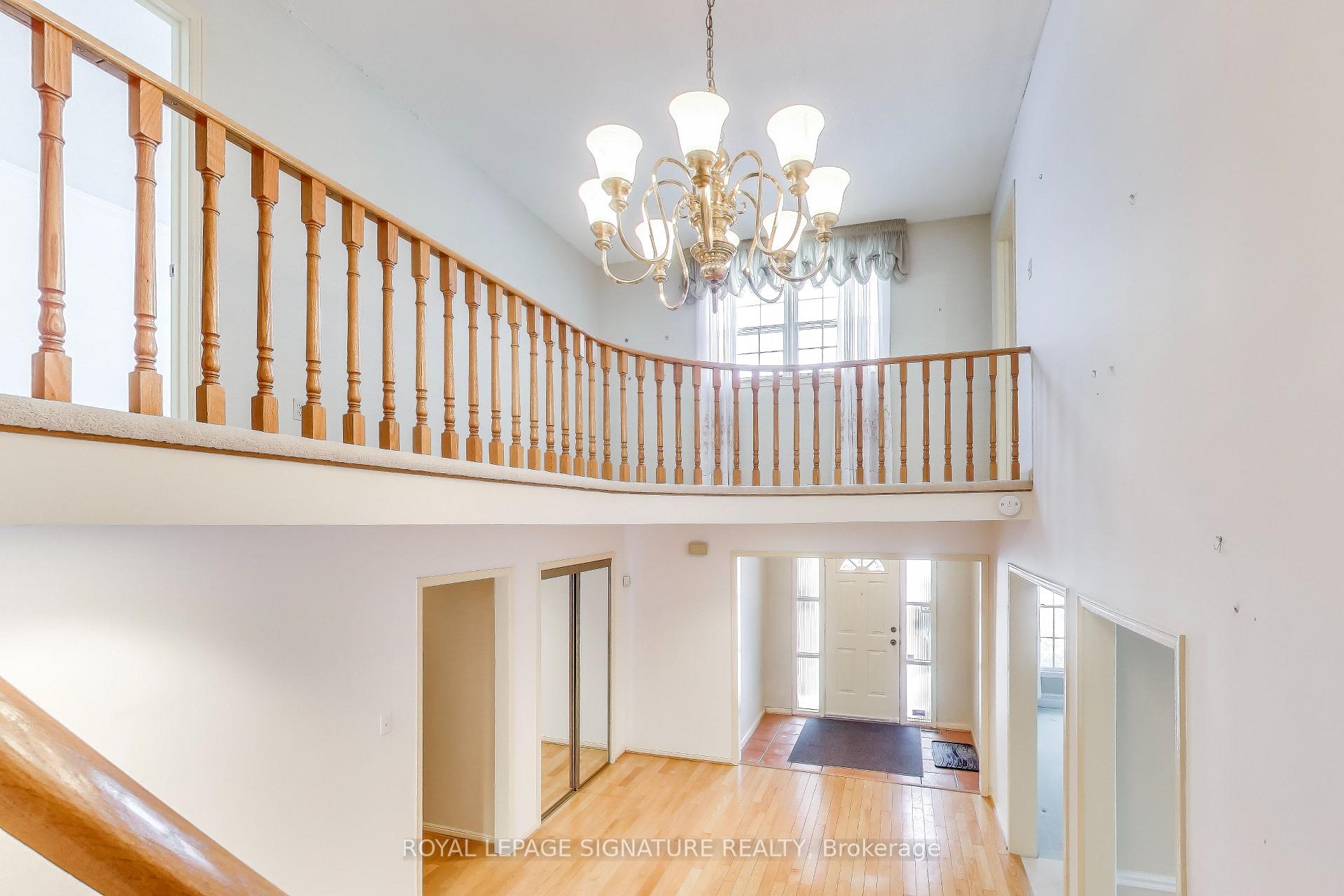 Photo 8 of 68 Raymerville Drive, Markham, Raymerville — HOMEH