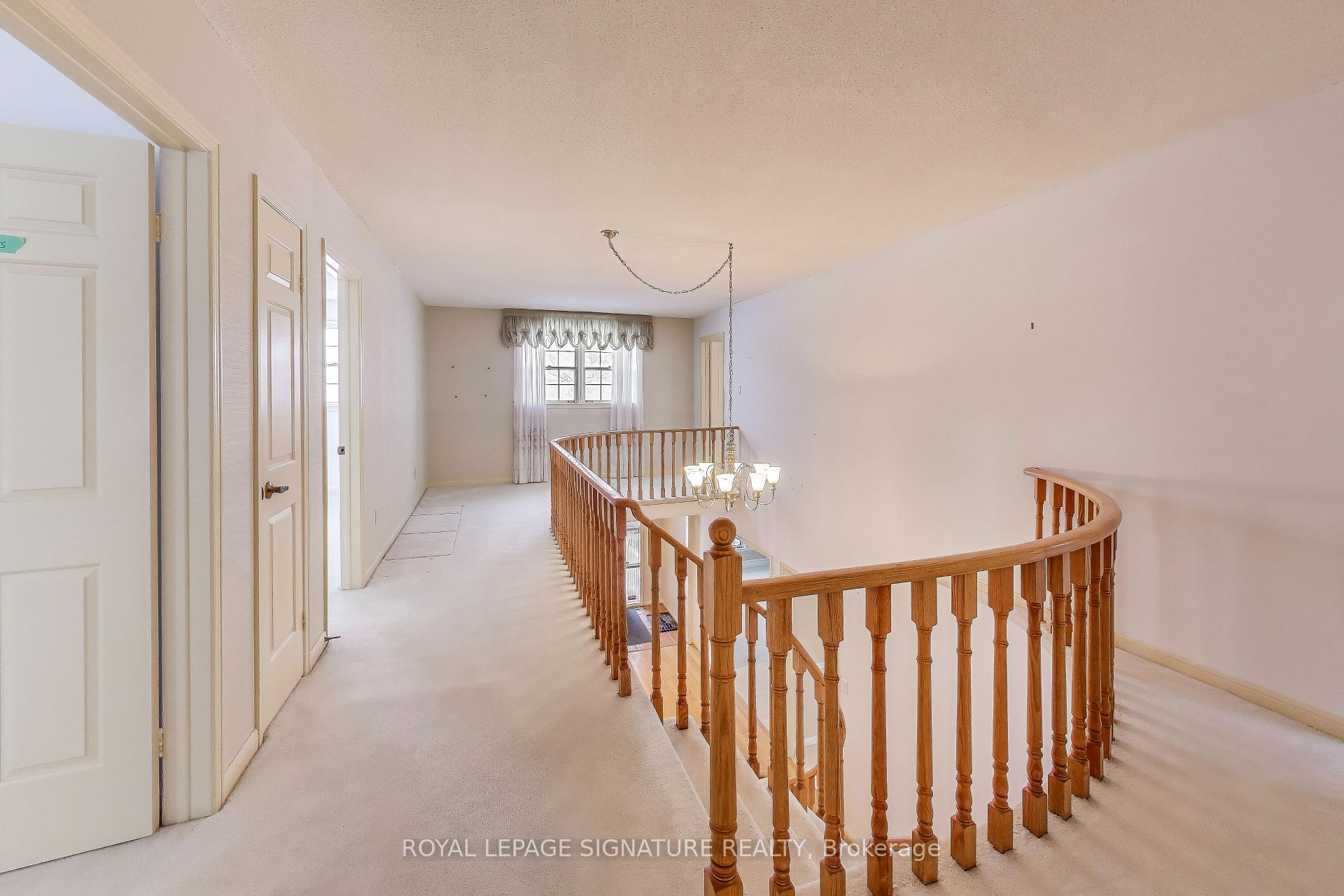 Photo 19 of 68 Raymerville Drive, Markham, Raymerville — HOMEH