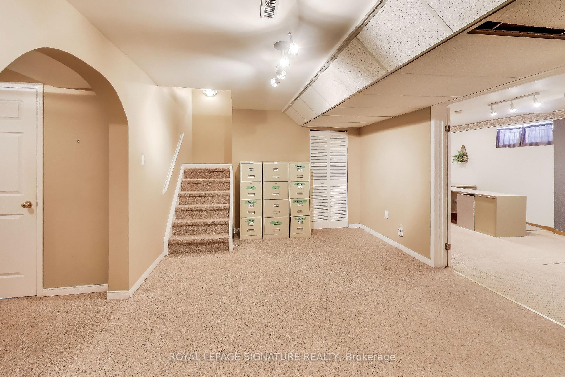 Photo 24 of 68 Raymerville Drive, Markham, Raymerville — HOMEH