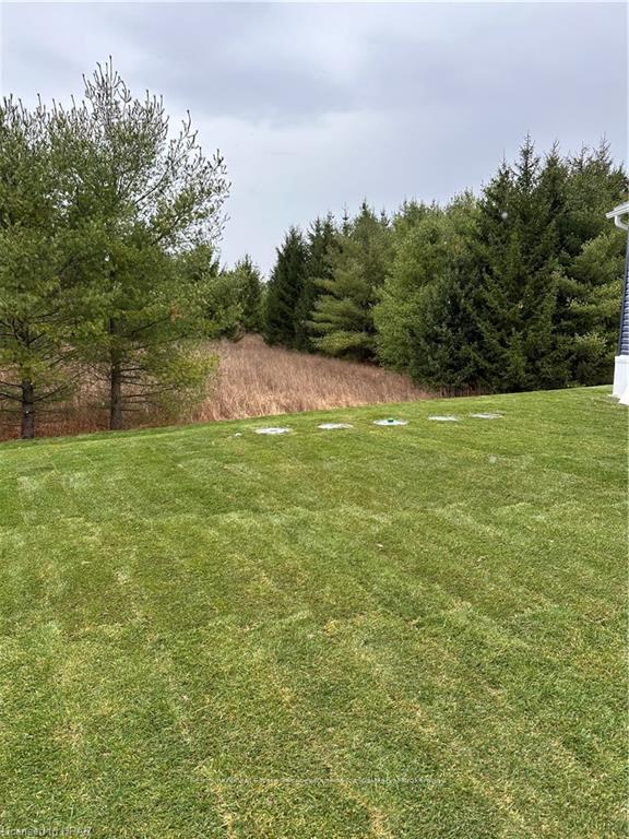 Photo 5 of 211 Spruce Drive, West Grey — HOMEH