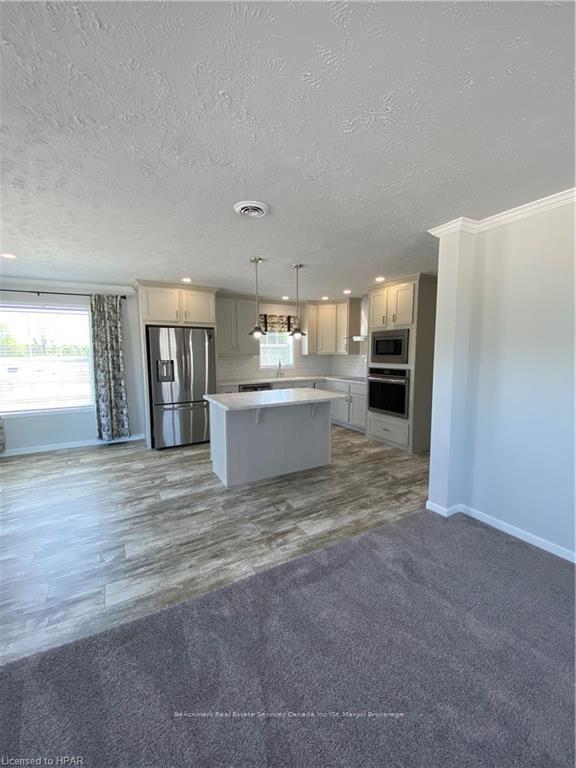 Photo 8 of 211 Spruce Drive, West Grey — HOMEH