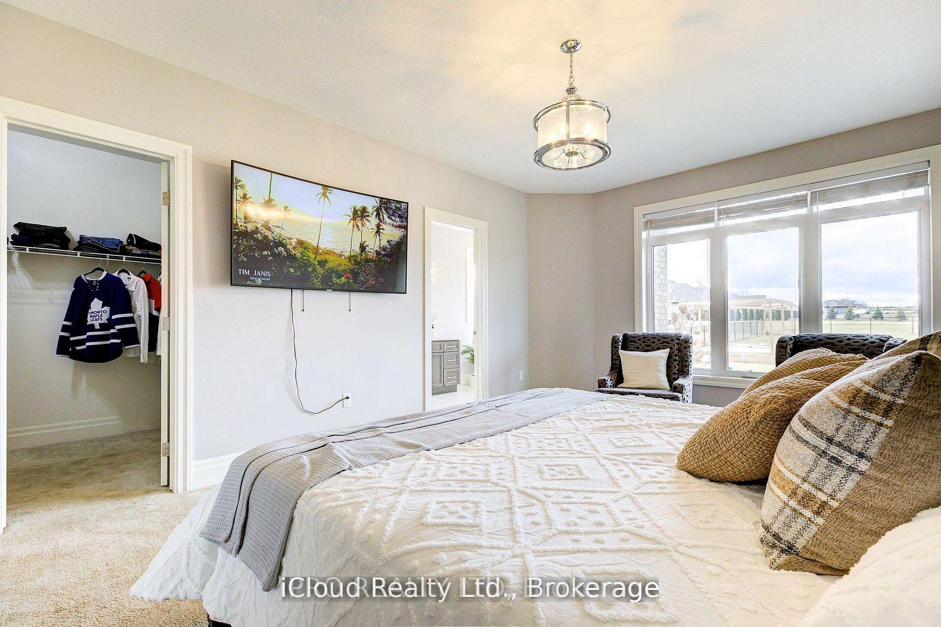 Photo 21 of 111 Sunset Hills Crescent, Woolwich — HOMEH