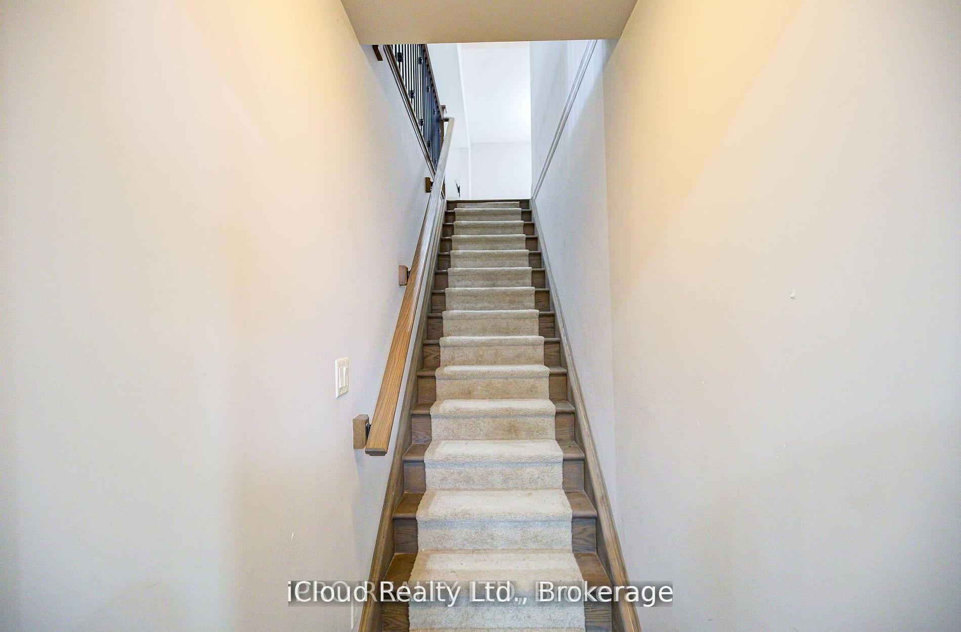 Photo 40 of 111 Sunset Hills Crescent, Woolwich — HOMEH