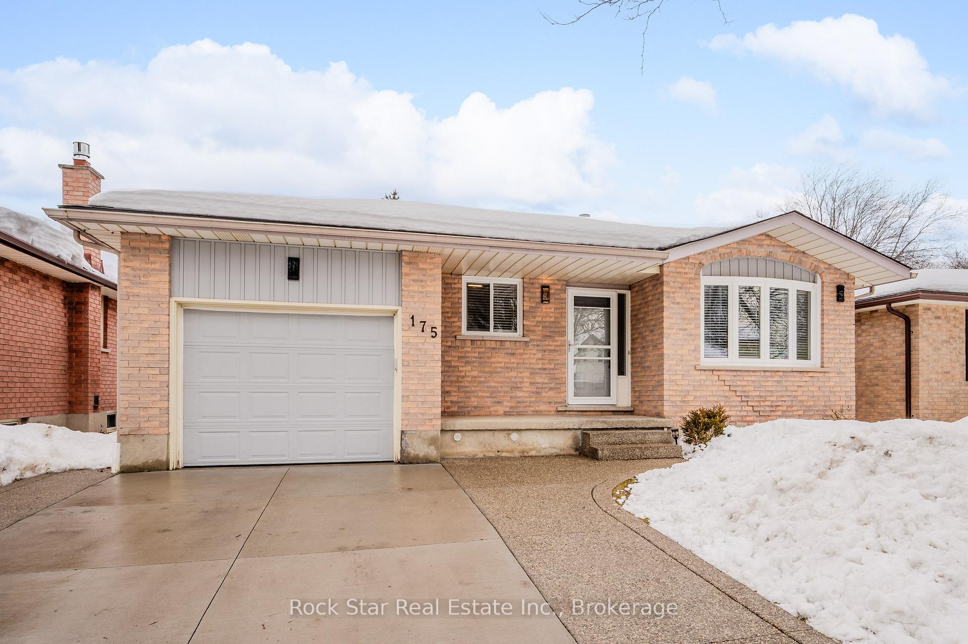 Photo 4 of 175 Sunpoint Crescent, Waterloo — HOMEH