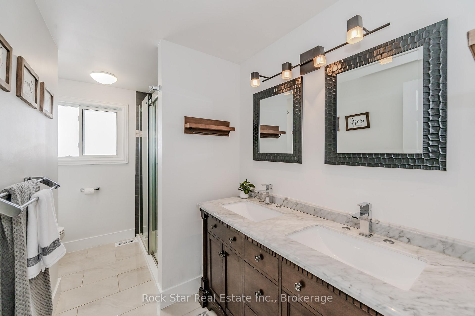 Photo 14 of 175 Sunpoint Crescent, Waterloo — HOMEH