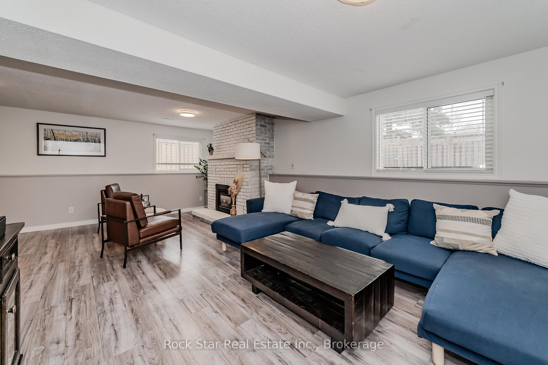 Photo 25 of 175 Sunpoint Crescent, Waterloo — HOMEH