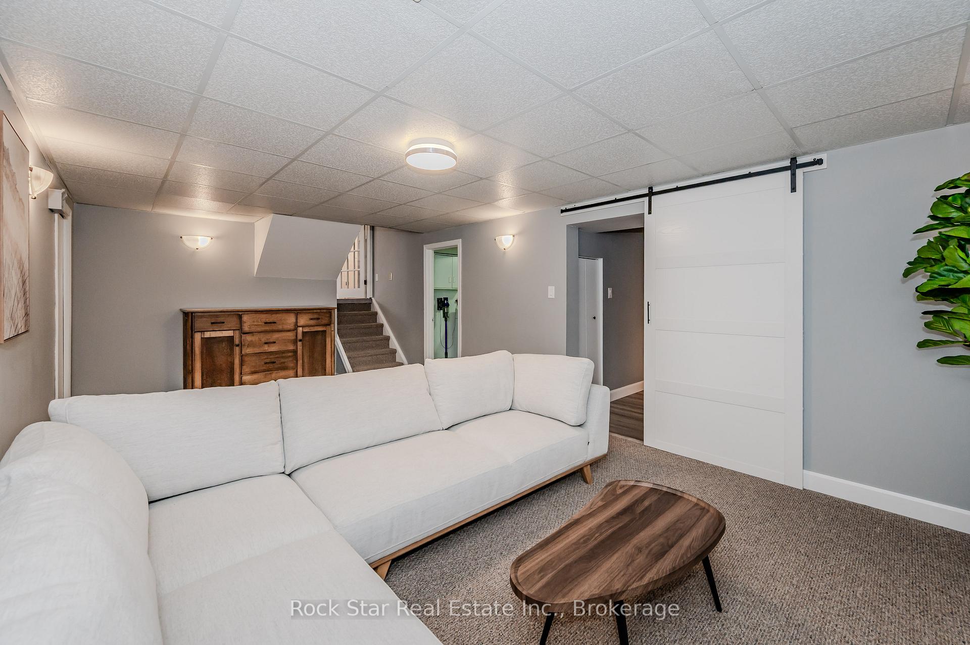 Photo 29 of 175 Sunpoint Crescent, Waterloo — HOMEH