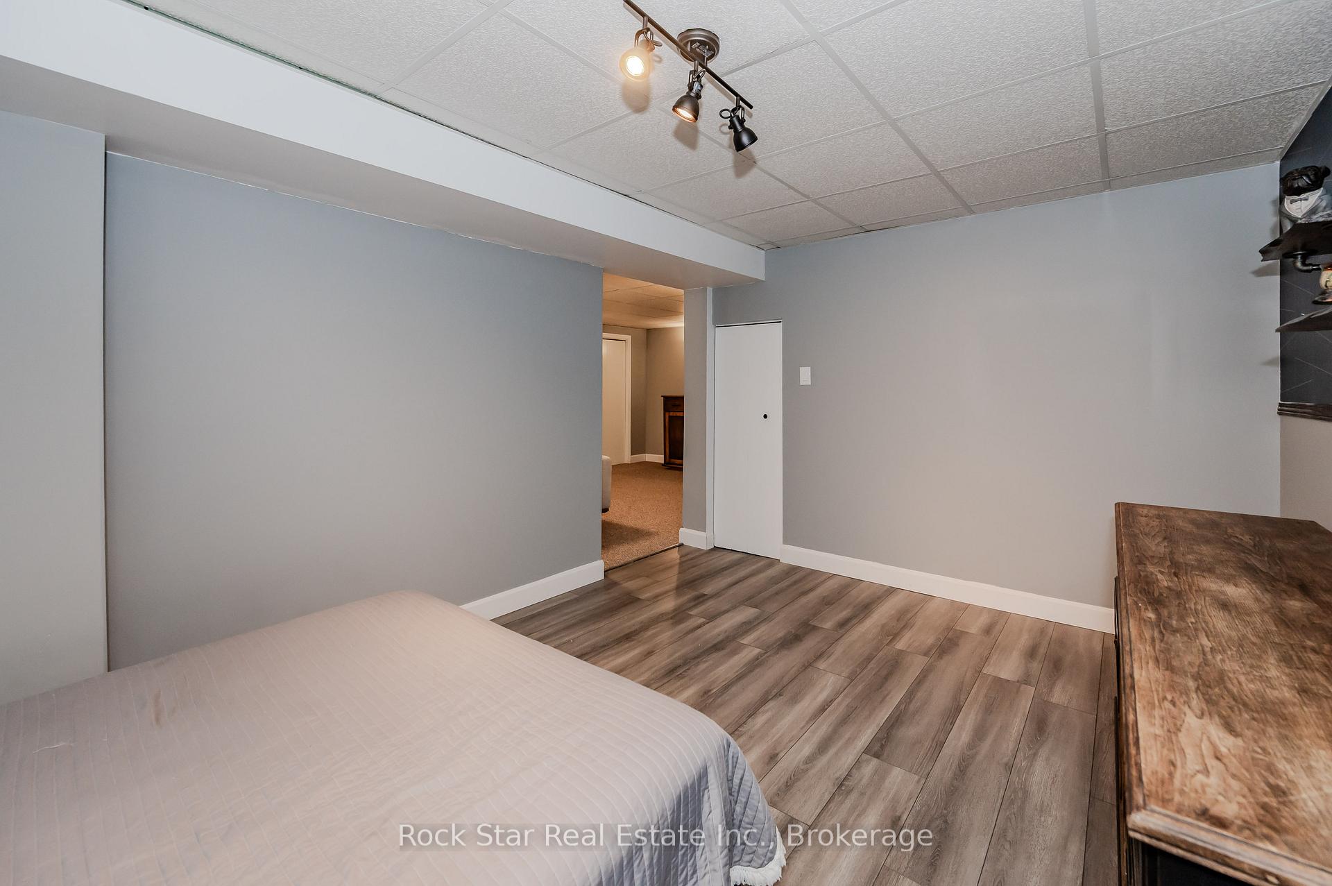 Photo 31 of 175 Sunpoint Crescent, Waterloo — HOMEH