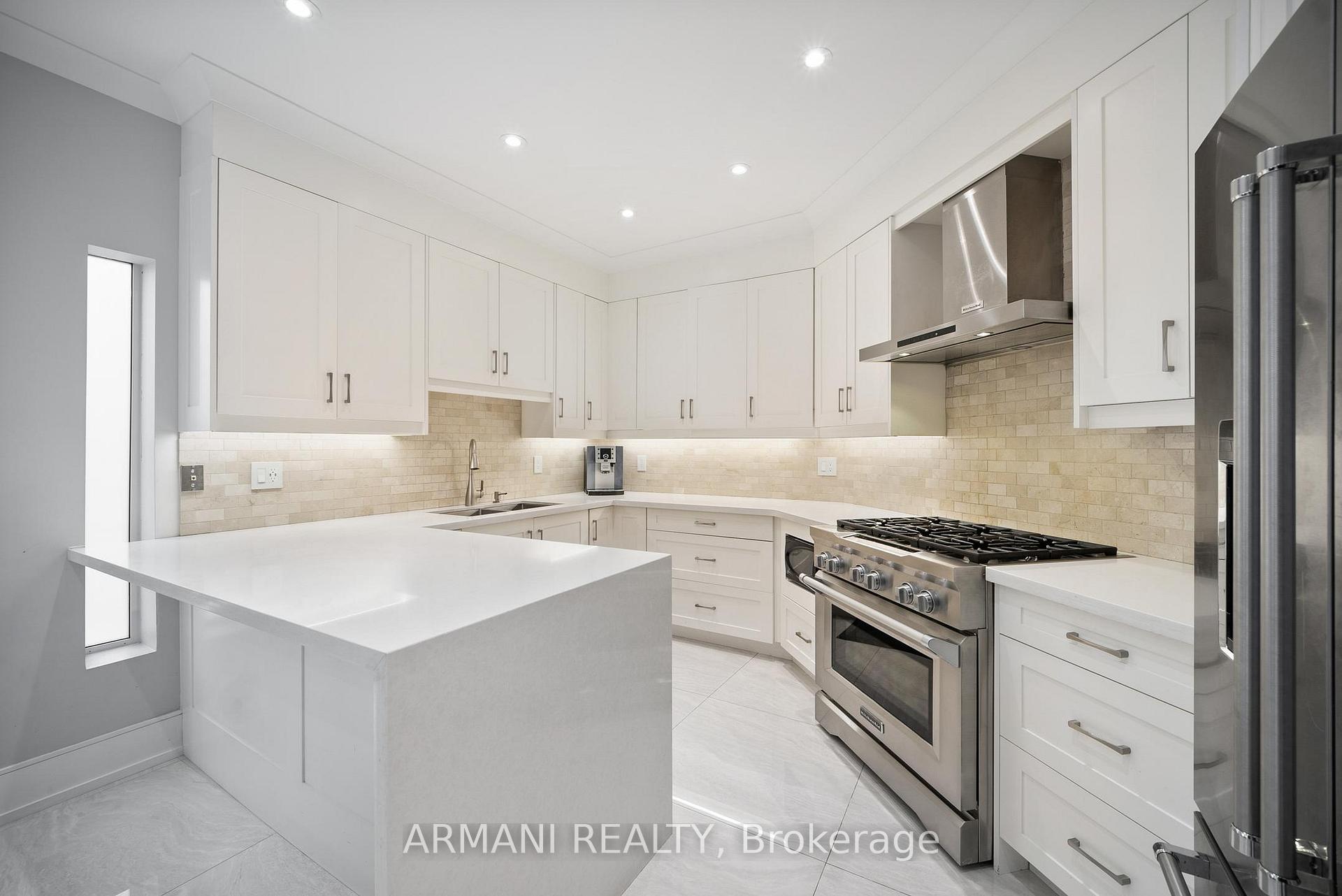 Photo 16 of 220 Thomson Creek Boulevard, Vaughan, Islington Woods — HOMEH