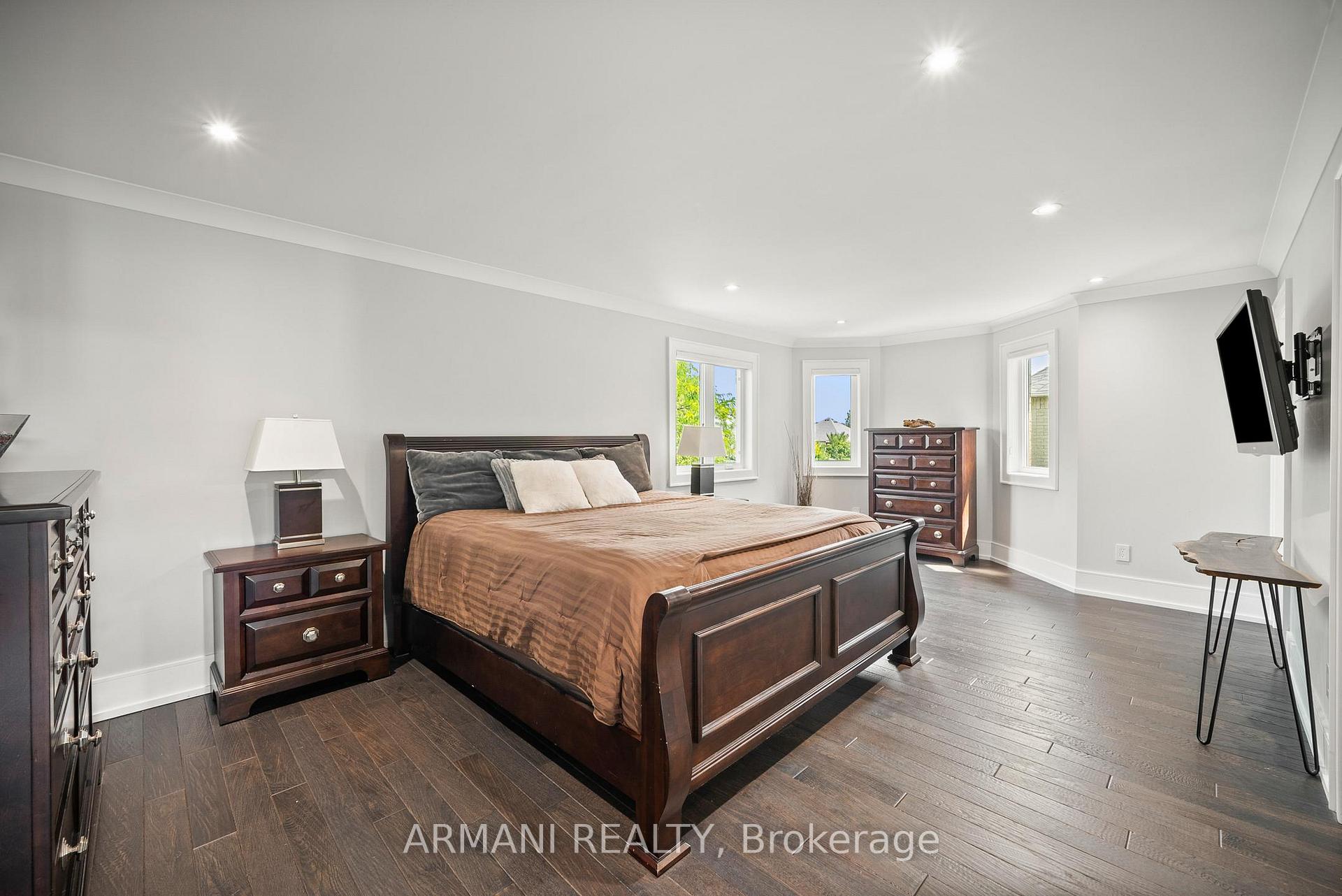 Photo 28 of 220 Thomson Creek Boulevard, Vaughan, Islington Woods — HOMEH