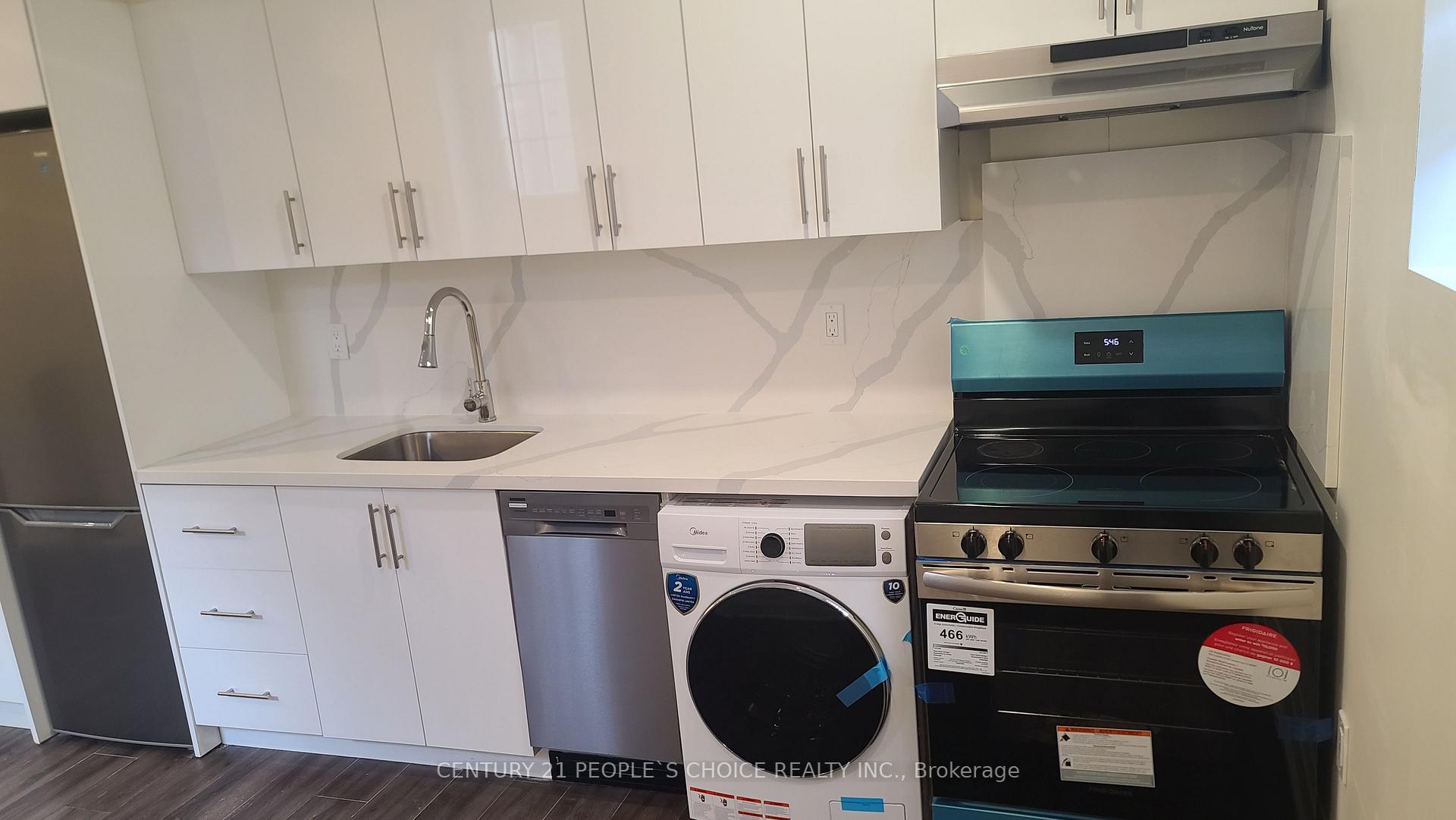 Photo 6 of Unit Bsmt, 582 Kleinburg Summit Way, Vaughan, Kleinburg — HOMEH