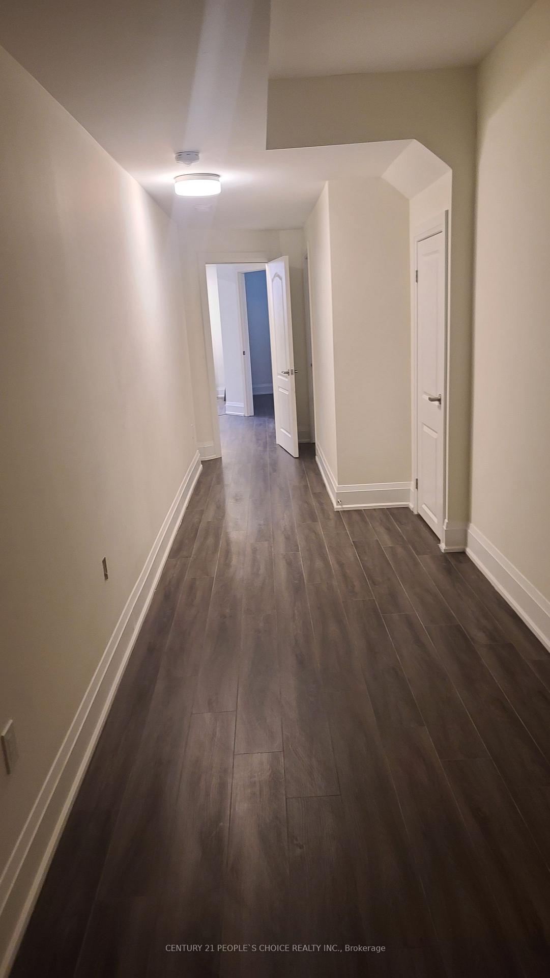 Photo 7 of Unit Bsmt, 582 Kleinburg Summit Way, Vaughan, Kleinburg — HOMEH