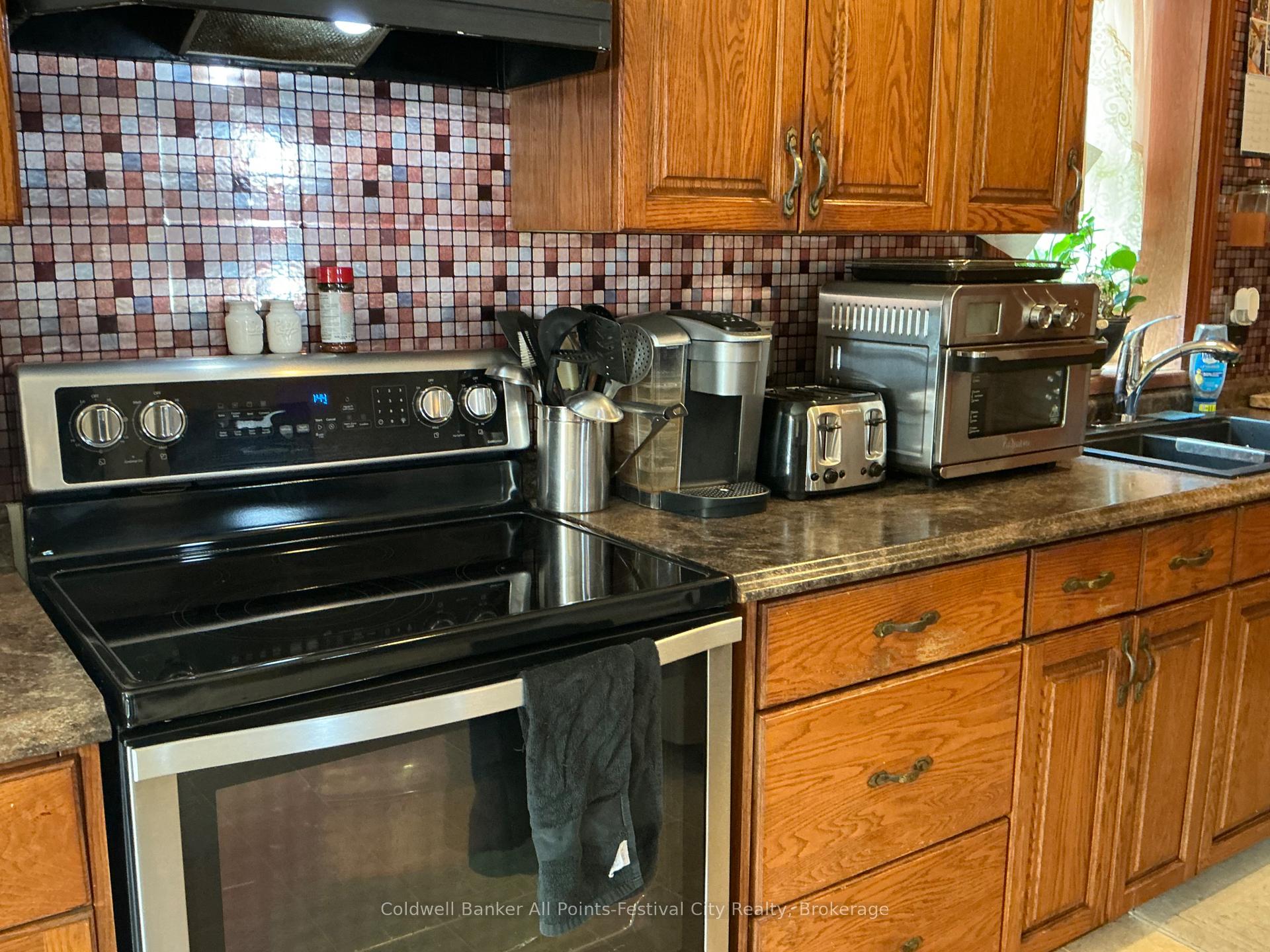 Photo 23 of 3198 Perth Rd 163, West Perth, Fullarton — HOMEH