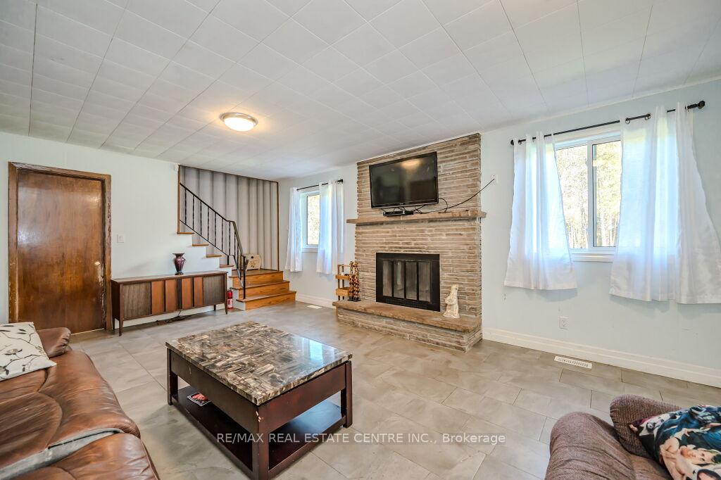 Photo 13 of 403115 Grey Road 4, West Grey — HOMEH