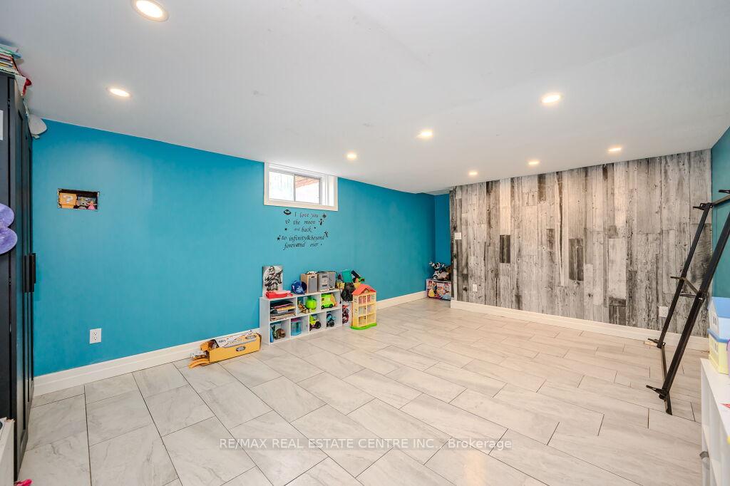 Photo 25 of 403115 Grey Road 4, West Grey — HOMEH