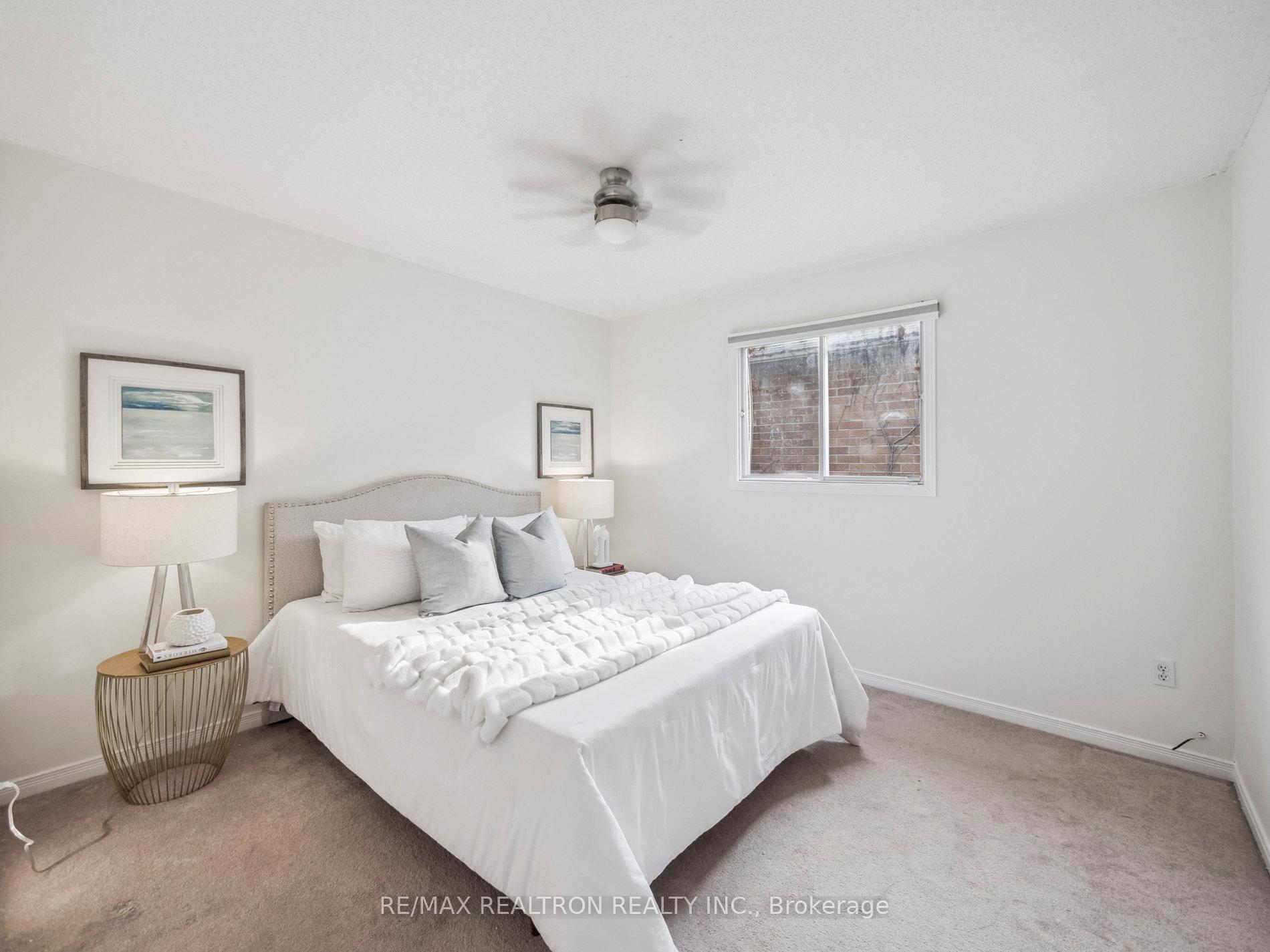 Photo 32 of 213 Campbell Avenue, Vaughan, Crestwood-Springfarm-Yorkhill — HOMEH