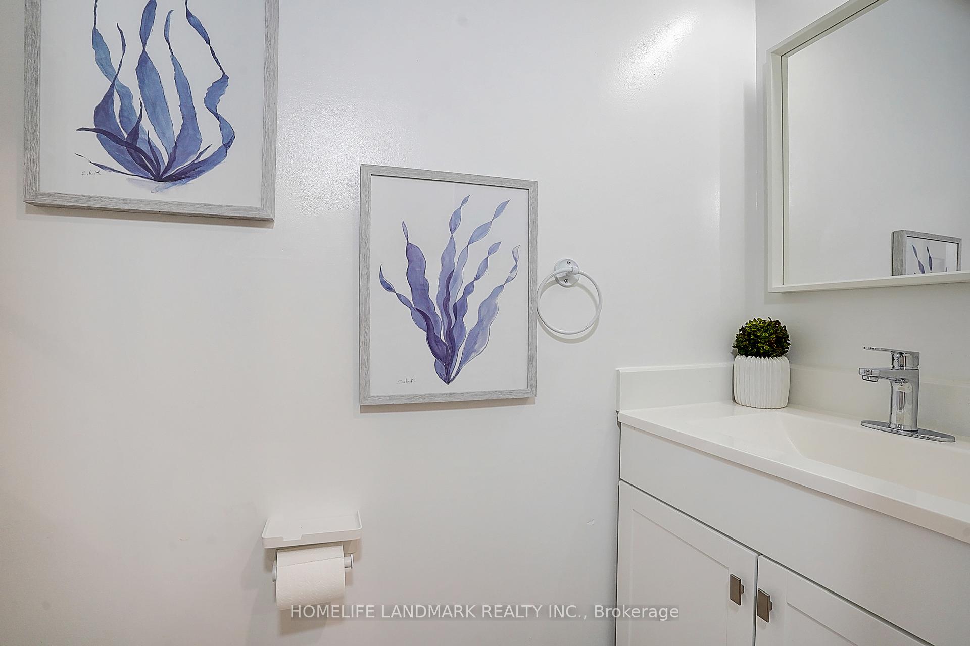 Photo 6 of 38 West Borough Street, Markham, Aileen-Willowbrook — HOMEH